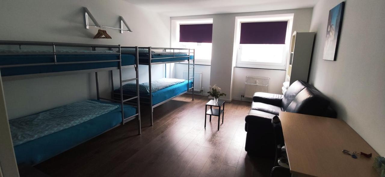 Full Flat 3 Bedrooms Saarbrucken Center -11 People Eksteriør billede